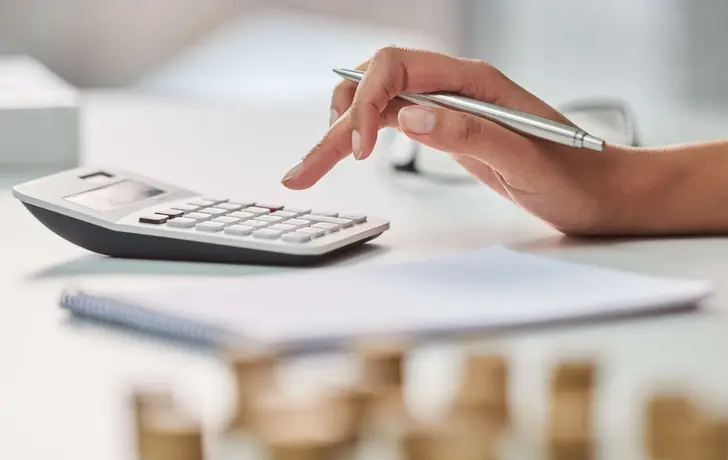 不動産売却の仲介手数料はいくらかかる?計算方法と仕組みを解説!