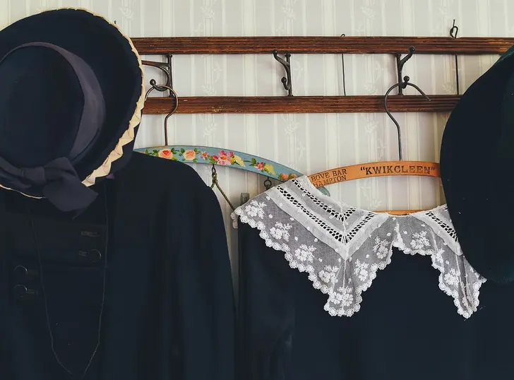 【服をお洒落に収納!】見せる収納ノウハウをご紹介!