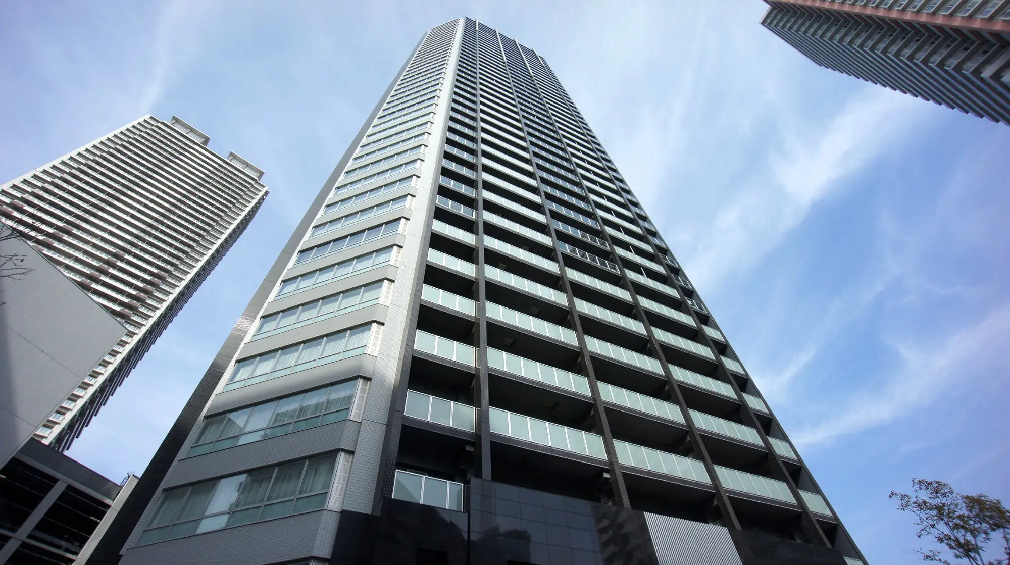 【家族ノカタチ】ロケ地のマンションはココだ!香取慎吾さん主演のドラマに出て来るタワーマンションが知りたい!