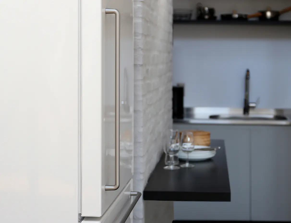 シンプルデザインが人気の秘訣 無印良品の冷蔵庫に迫る