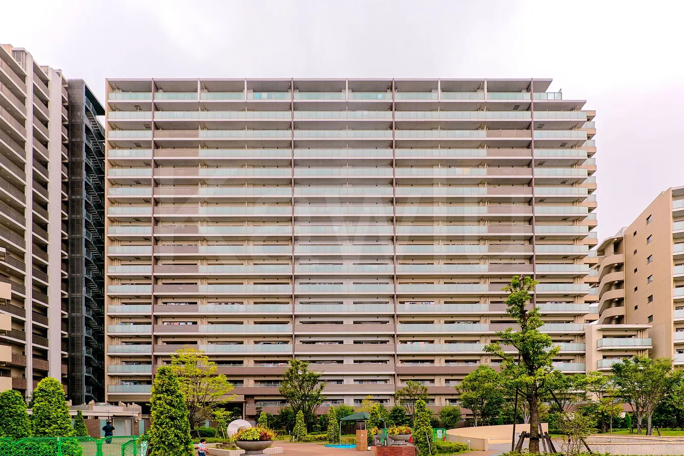 プラウドシティ金町アベニューは、自然豊かに生活できるおすすめマンション!