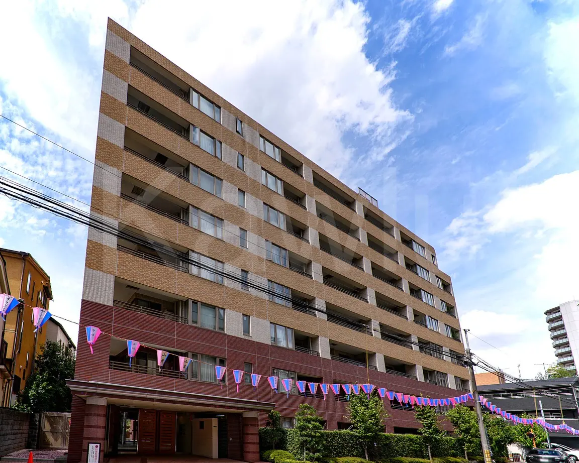 小石川ヒルズは閑静な住宅街に位置するおすすめマンション!